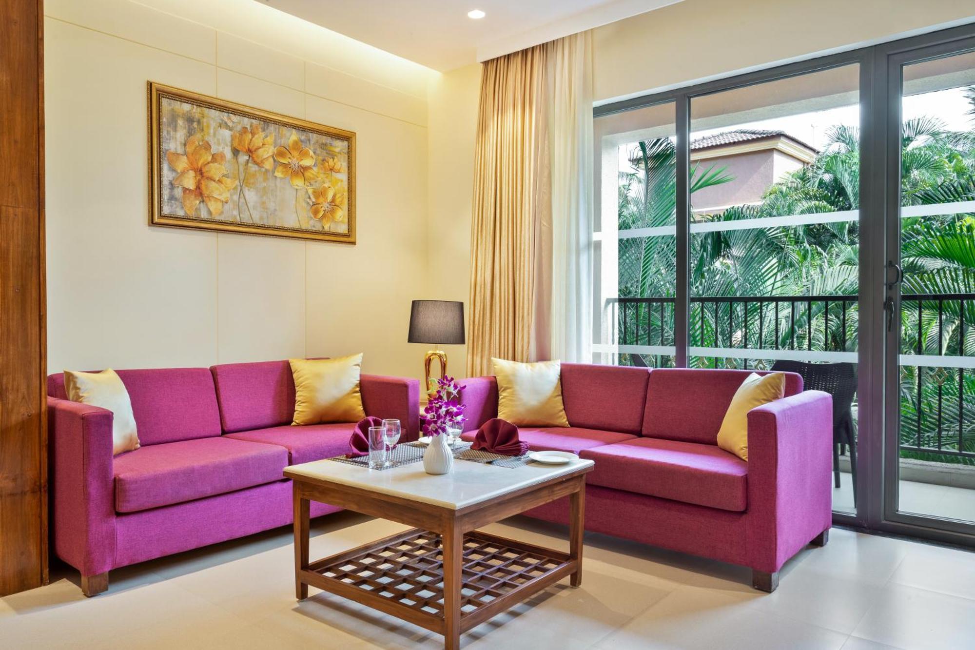 Seashell Suites And Villas- Candolim Goa Exteriör bild